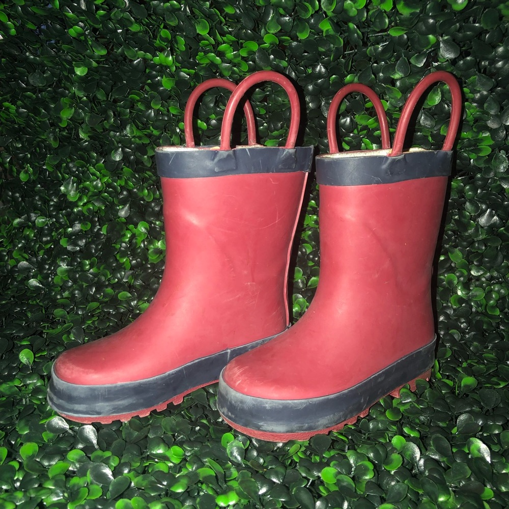 Red/Navy boots